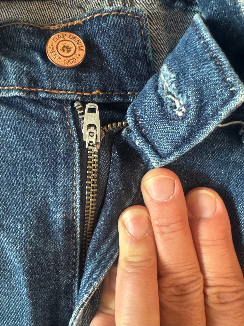 GAP Jeans - Indigo, Wide Leg, Raw Edge, High-Rise, Self Belt - Picture 10 of 13
